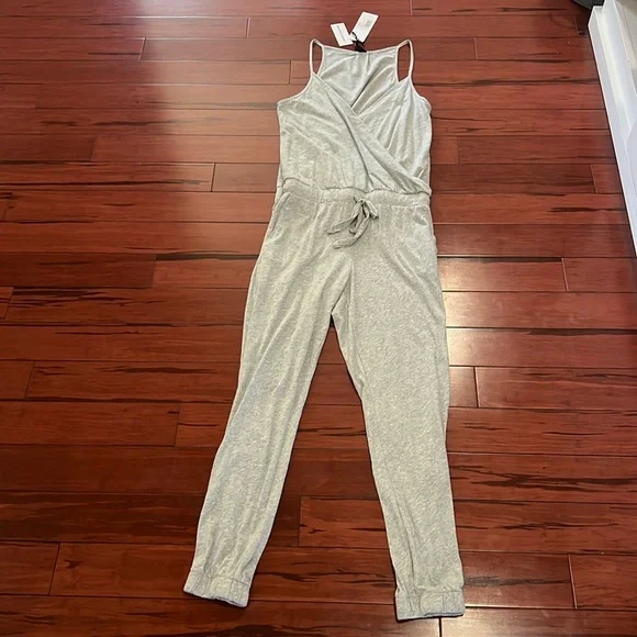 ✨ NWT Bobi Los Angeles | Surplice Jumpsuit - Picture 3 of 7